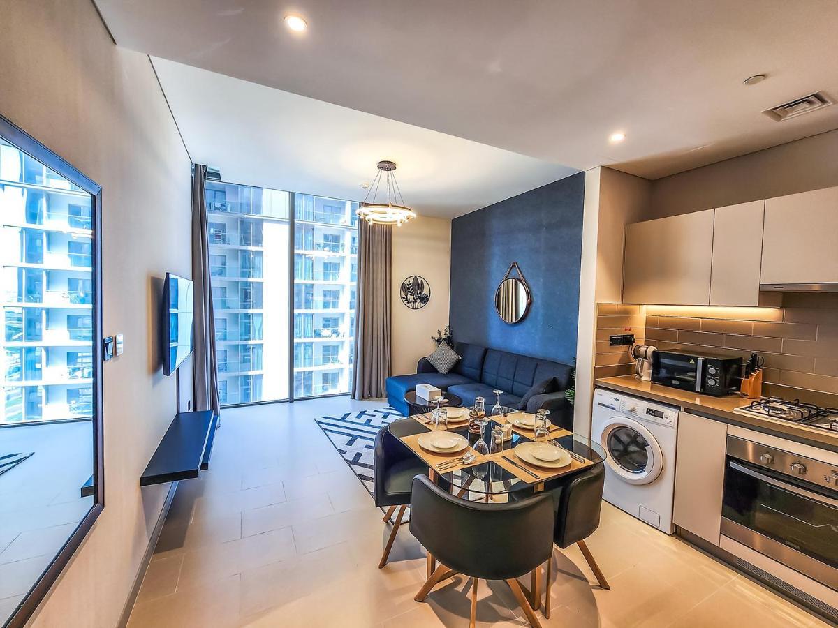 Phenomenal 1 Bedroom Near Burj Khalifa Apartemen