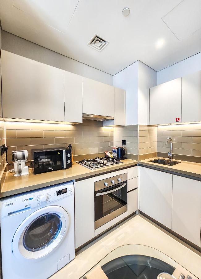Phenomenal 1 Bedroom Near Burj Khalifa Apartemen