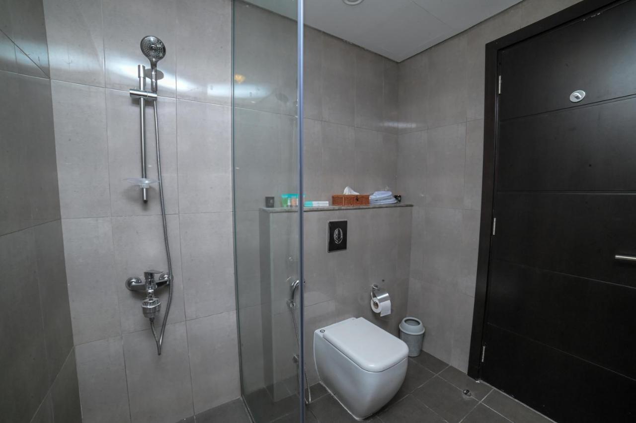 1bhk With Canal View Damac Merano Business Bay * Dubái