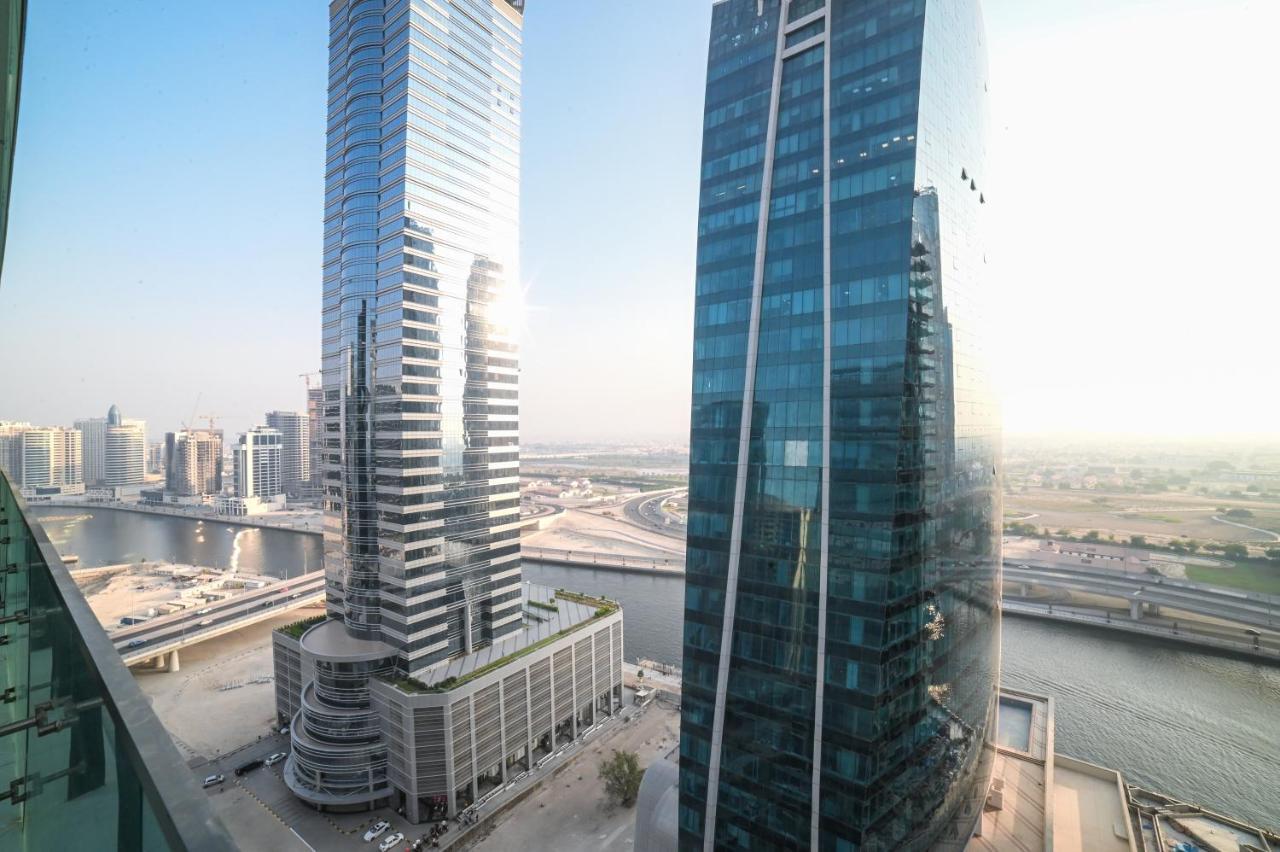 1bhk With Canal View Damac Merano Business Bay * Dubái