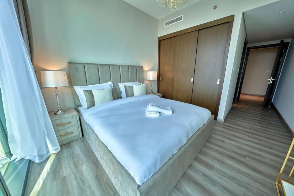 Lejlighed Magnificent Lux 2 Bedroom With Incredible Skyline View