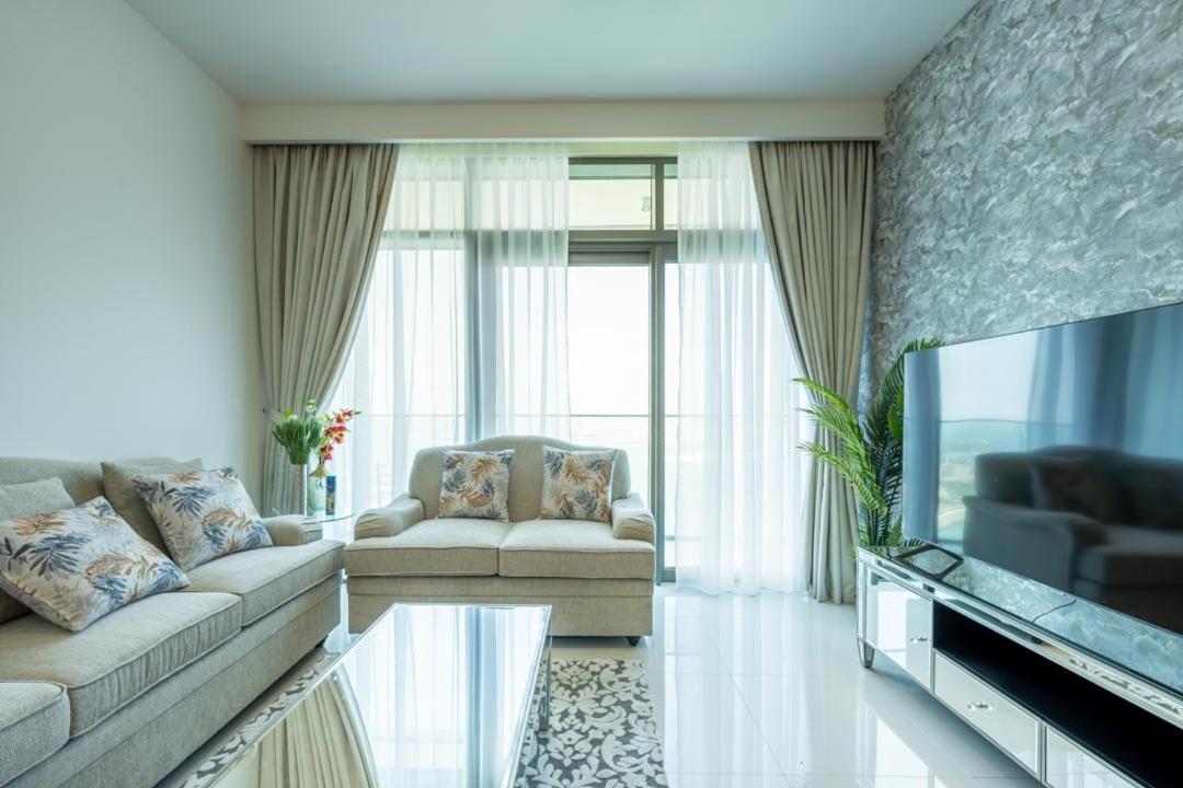 Emaar Beach Vista Tower 1 2bhk Fahh Dubaï