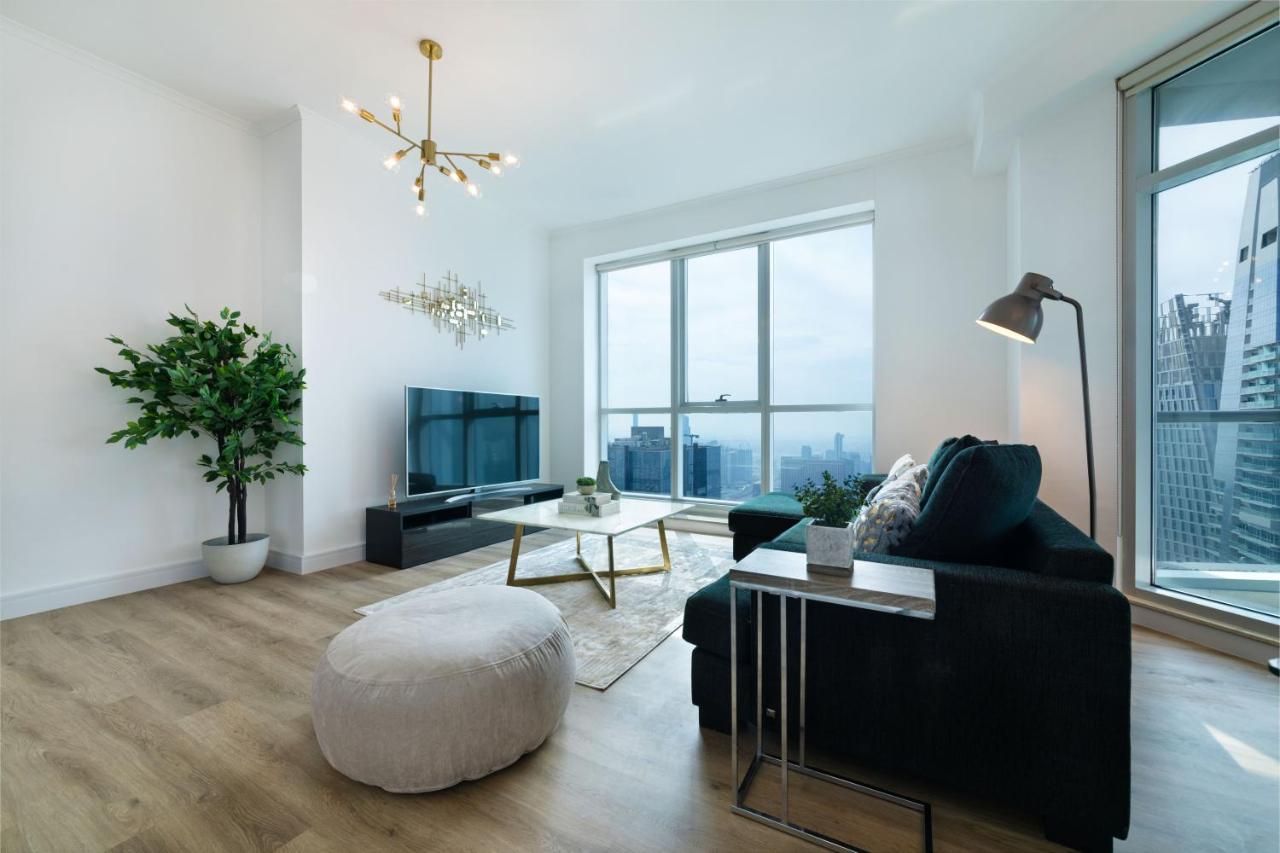 Apartamento Maison Privee - High-floor Trendy With Marina, Palm & Ocean Vws Dubái