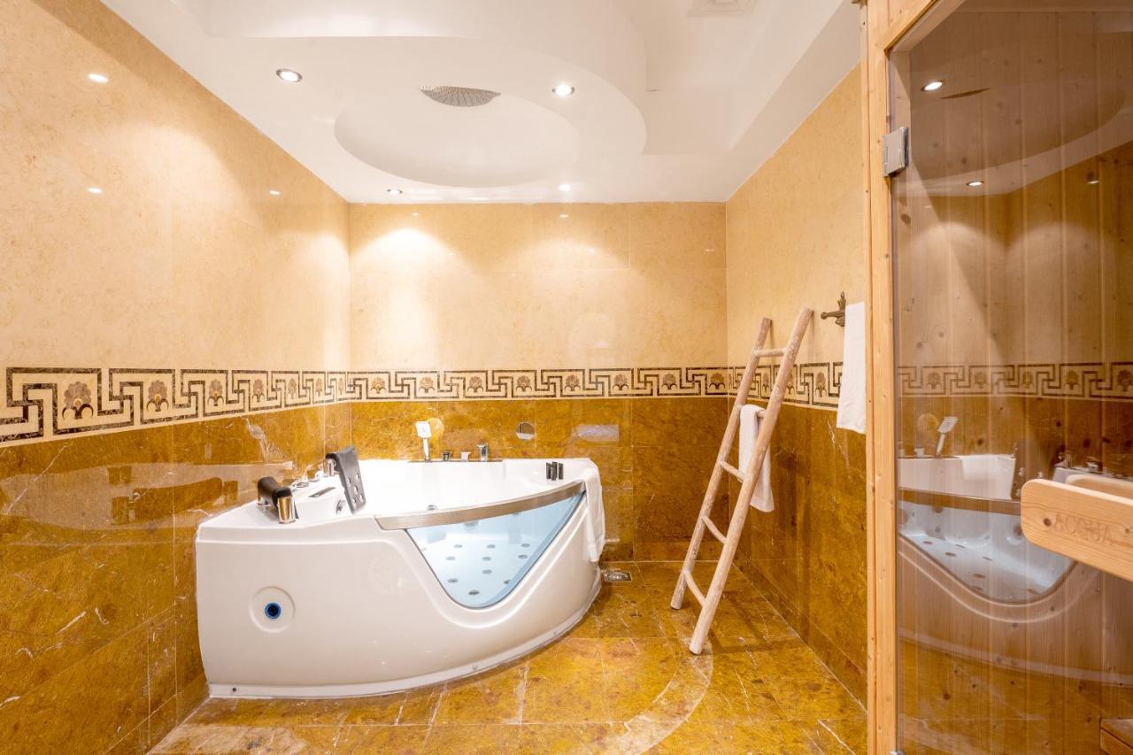 Luxury Jbr Palace! - Sea View - Free 5* Access! Dubái