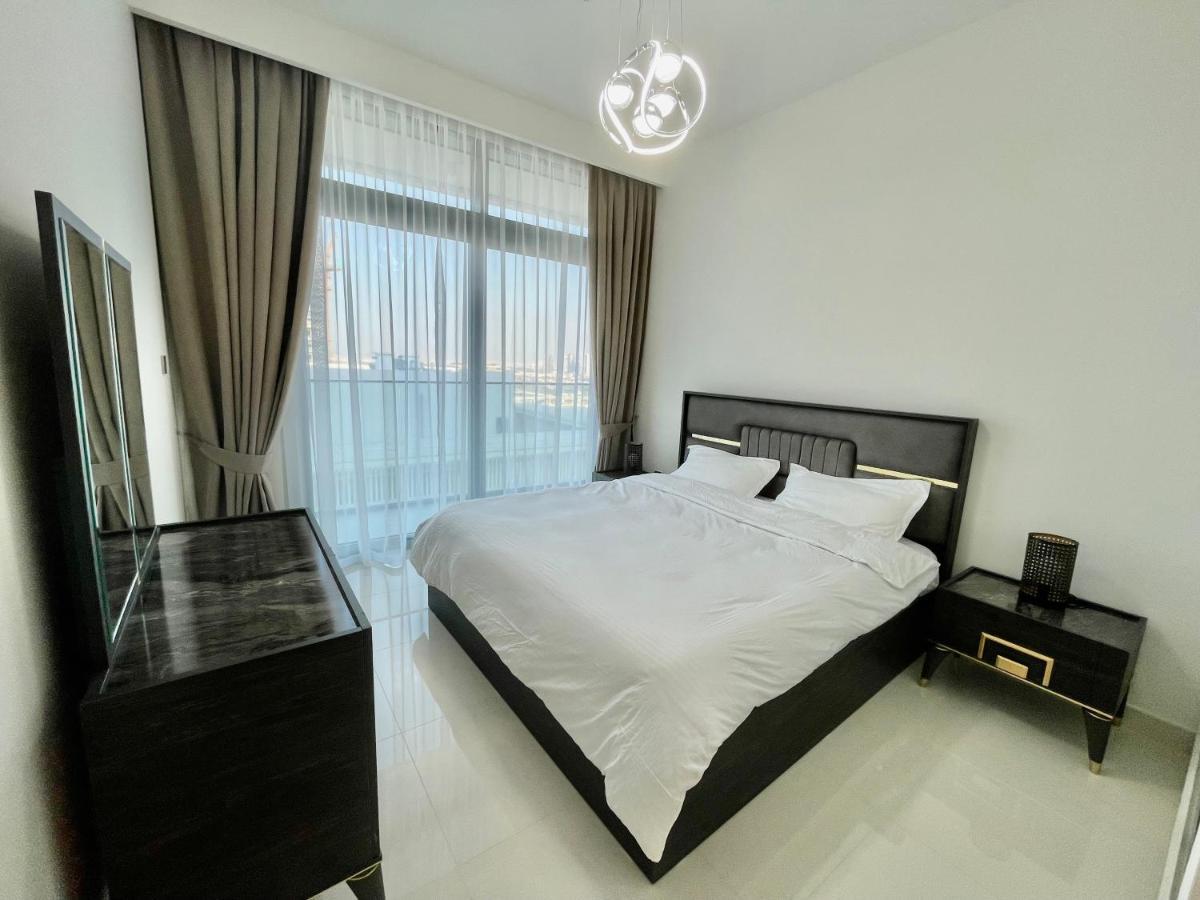 Dar Vacation - Magnificent Palm View White 3bdr * Dubai
