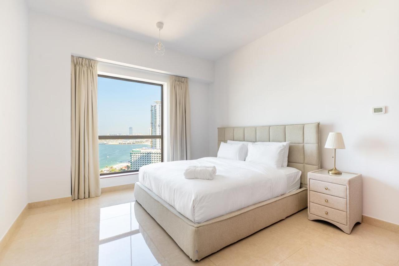 Apartment Deluxe Retreat In Jbr - Million Dollar View - Balcony