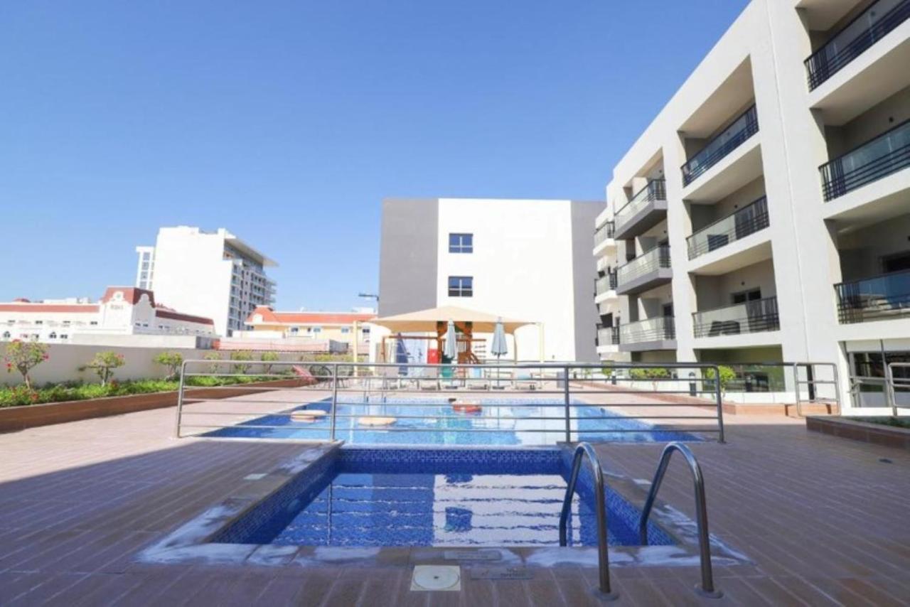 Modern Fully Equipped With Terrace - Joya - Jvc *