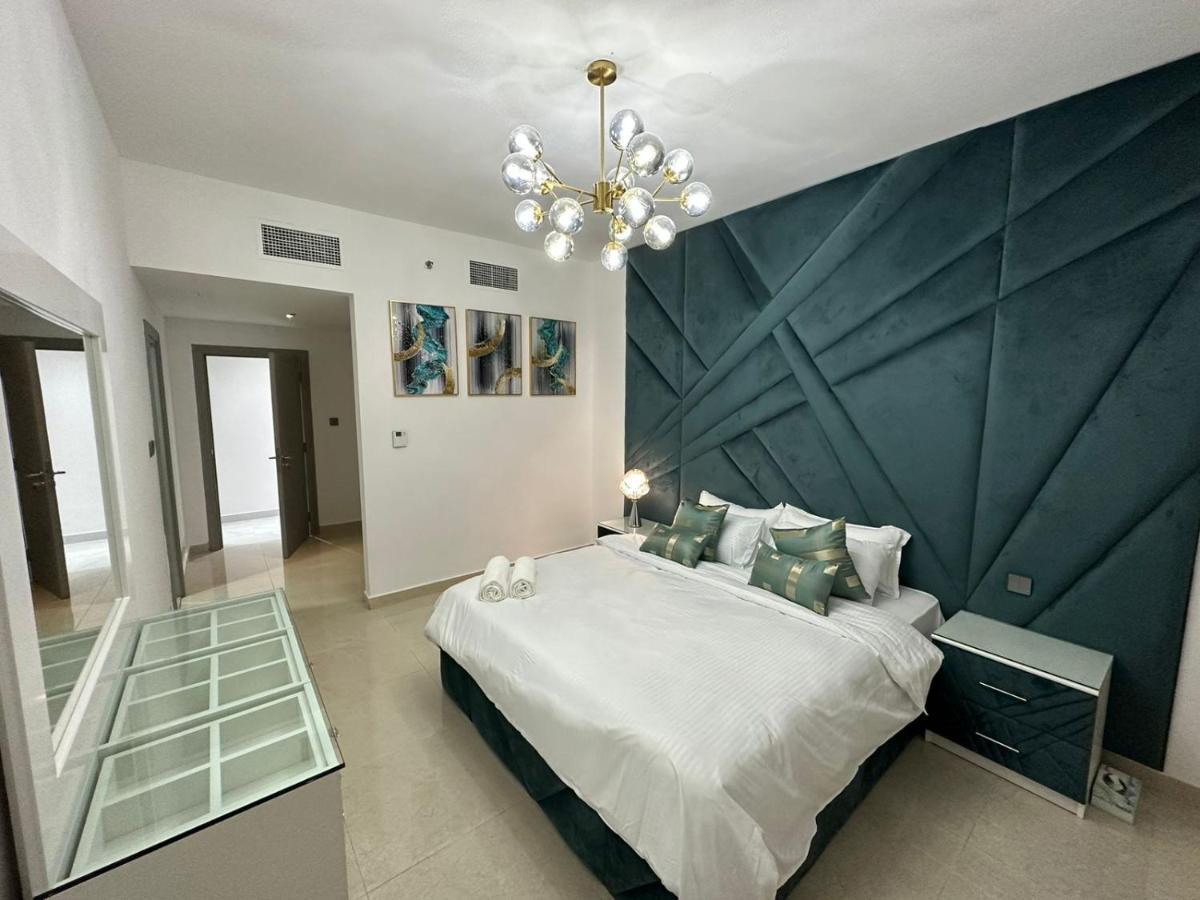 Ultimatestay - Luxurious 4br In Jumeirah Towers Close To Jbr Lägenhet Dubai