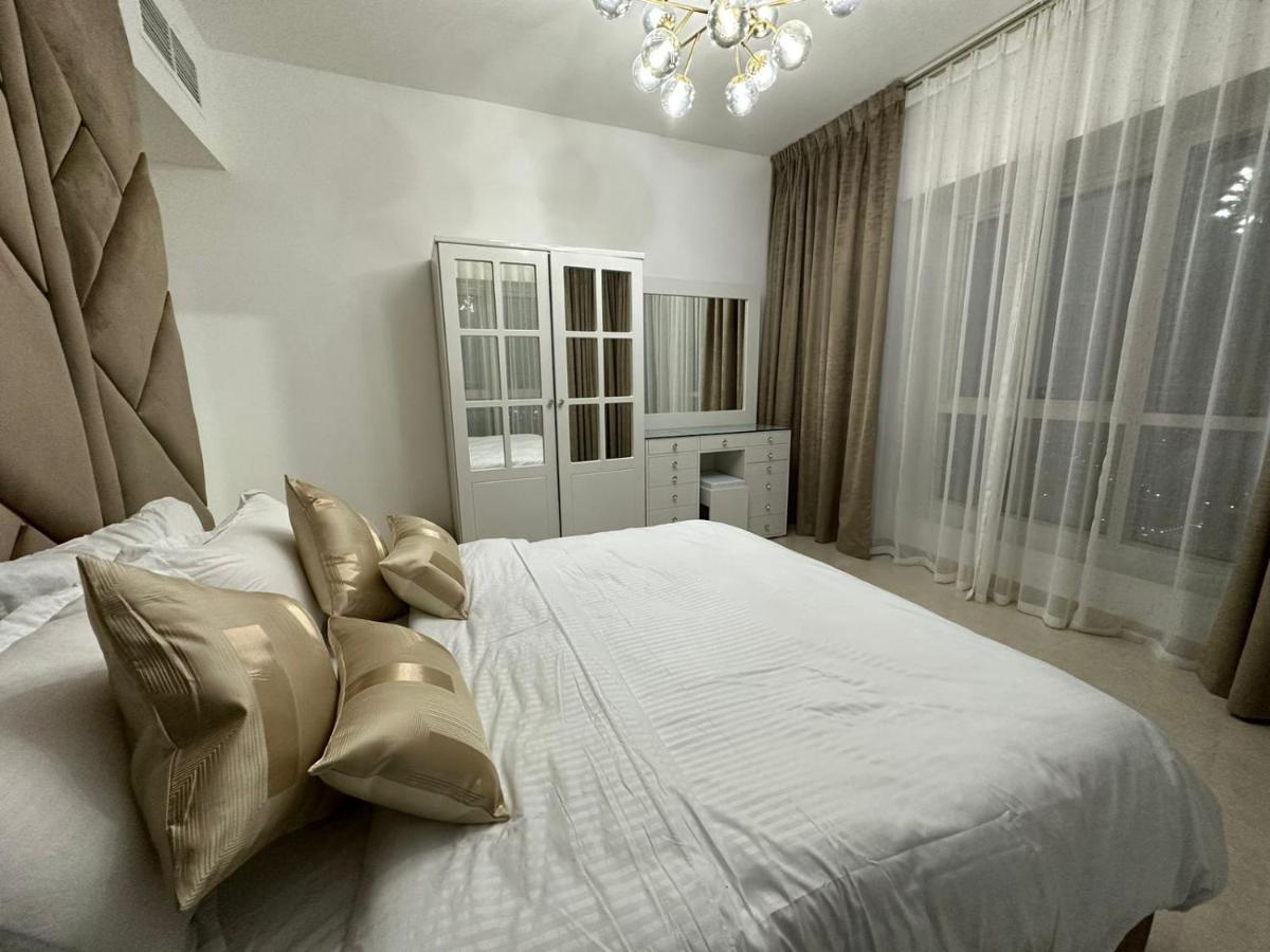 Lägenhet Ultimatestay - Luxurious 4br In Jumeirah Towers Close To Jbr