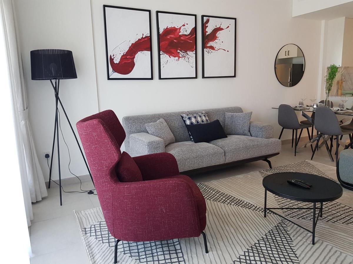 Stylish 1 Bedroom Near Burj Al Arab *
