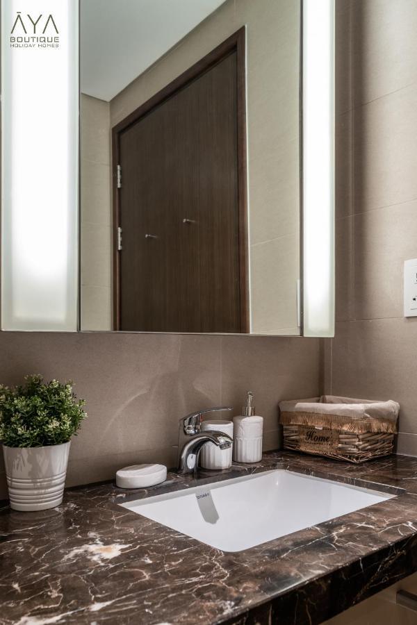 Fancy One Bedroom In Downtown By Aya Boutique Dubái