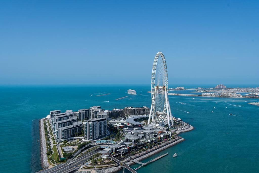 Suiteable Homes - Sensational 3 Bedroom With Mesmerizing Seaview Appartement