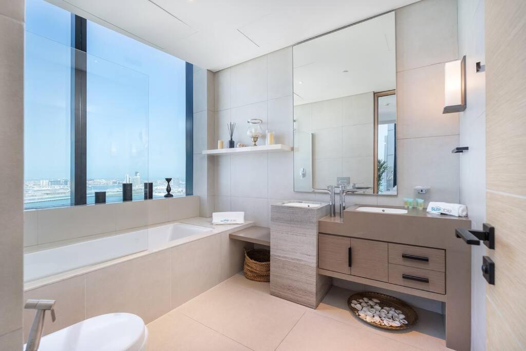 Appartement Suiteable Homes - Sensational 3 Bedroom With Mesmerizing Seaview Dubaï