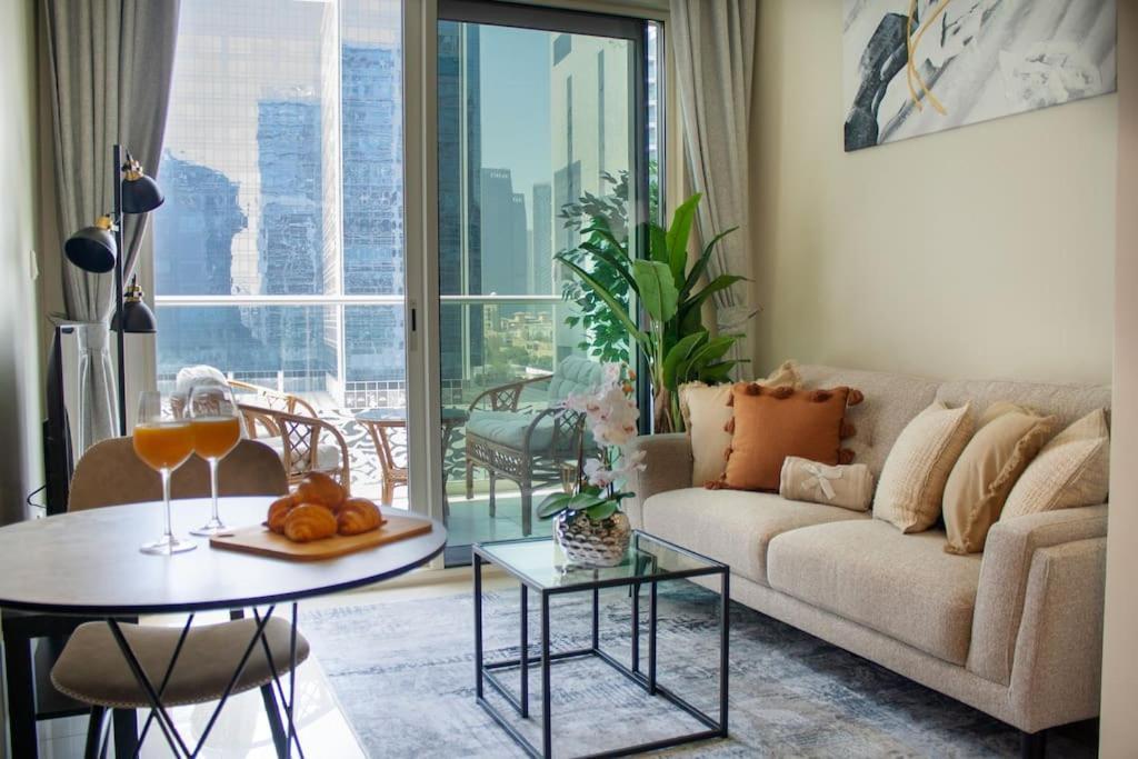 Vera Residences By Damac I 1br Luxury Apartamento *