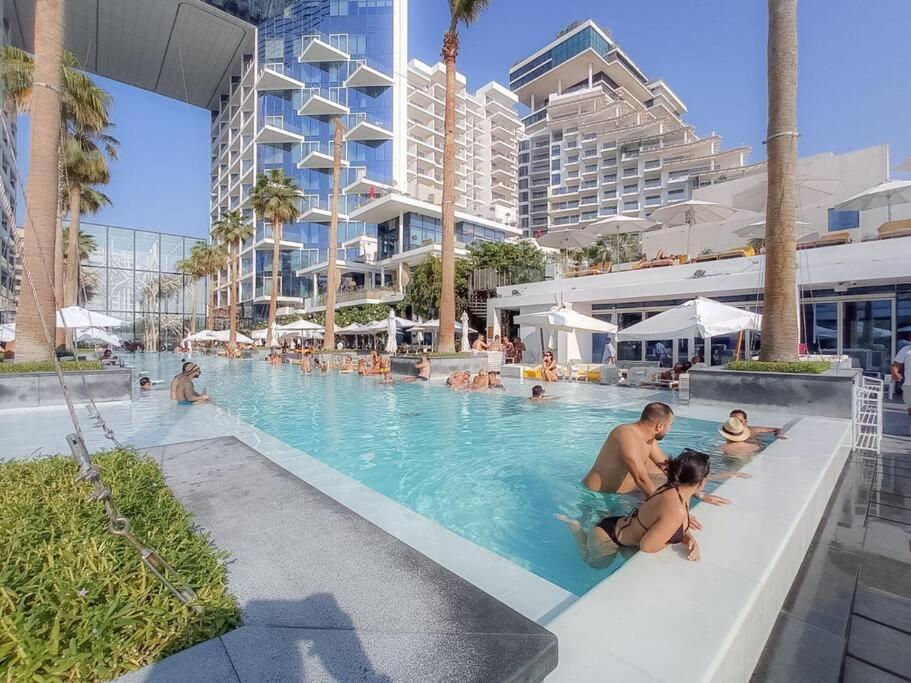 Apartment Experience The Luxe Life In The Palm! Dubai