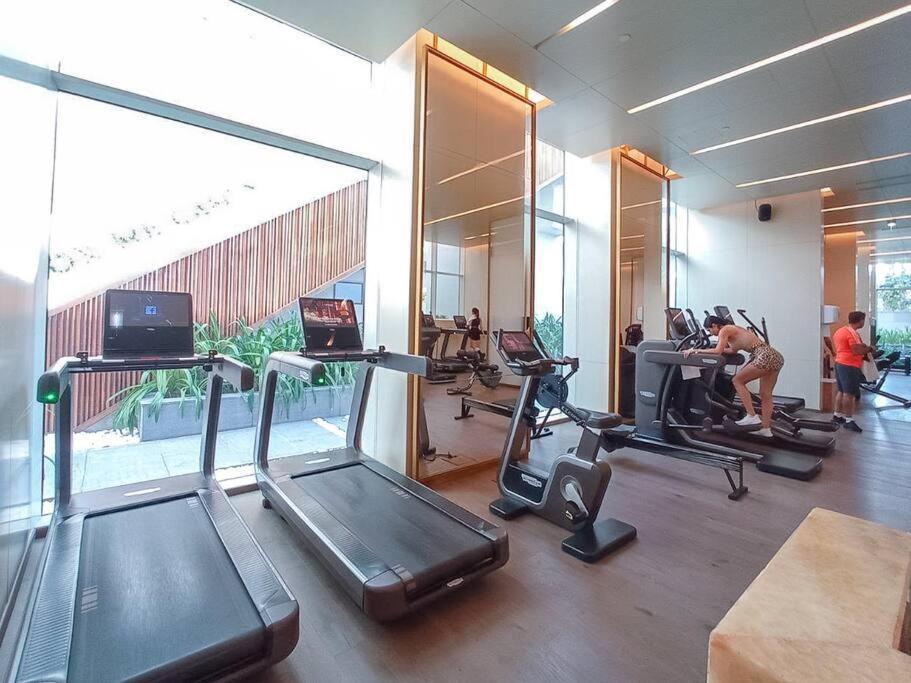 Experience The Luxe Life In The Palm! Apartment *