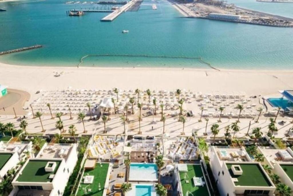 Apartment Experience The Luxe Life In The Palm!