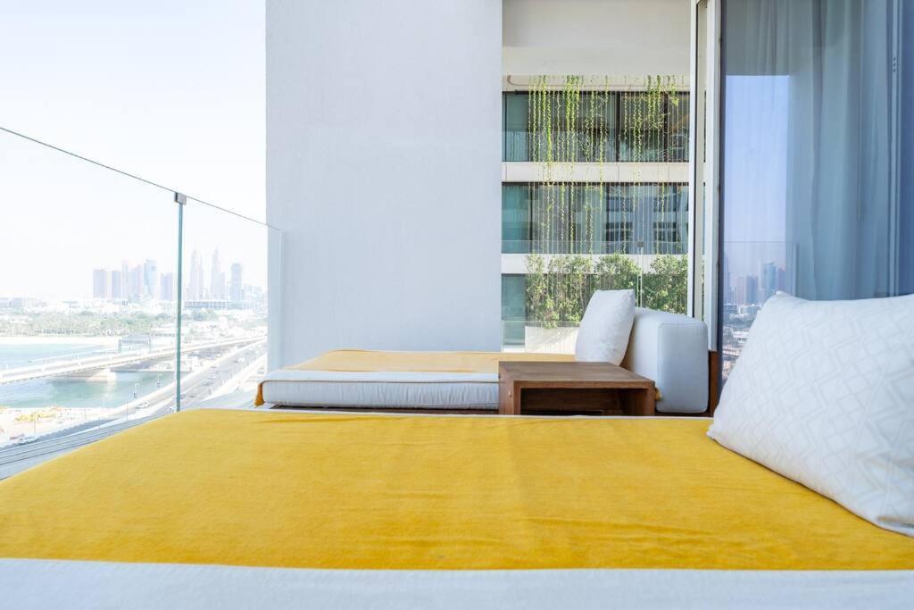 Experience The Luxe Life In The Palm! * Dubai