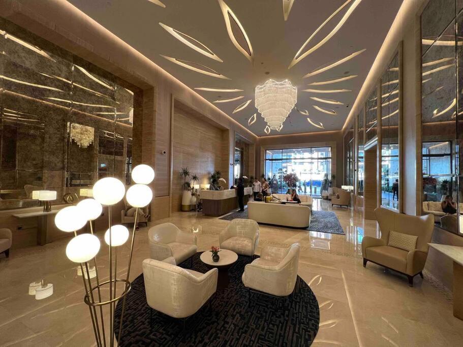 Palm Tower St. Regis Amazing View High-end Dubái