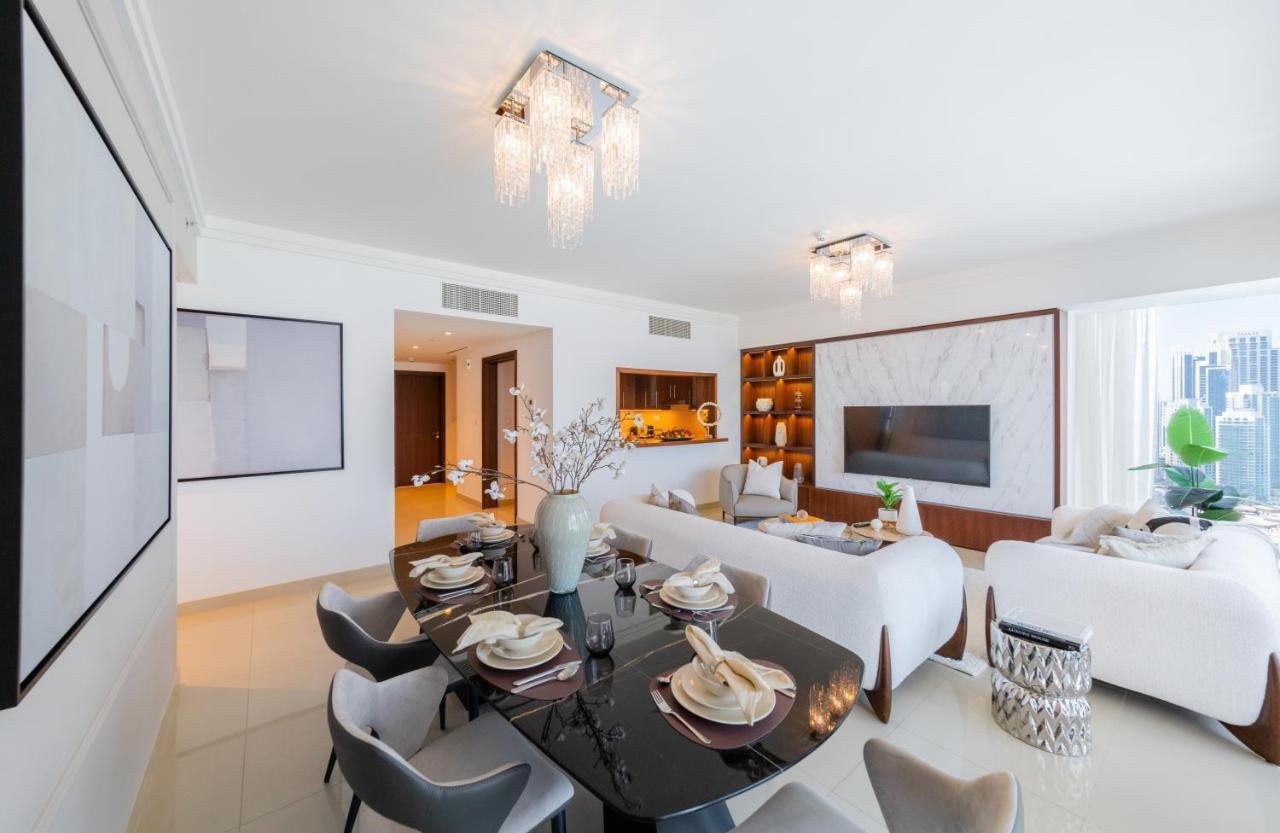 Eden's Homes & - Boulevard Point Apartamento