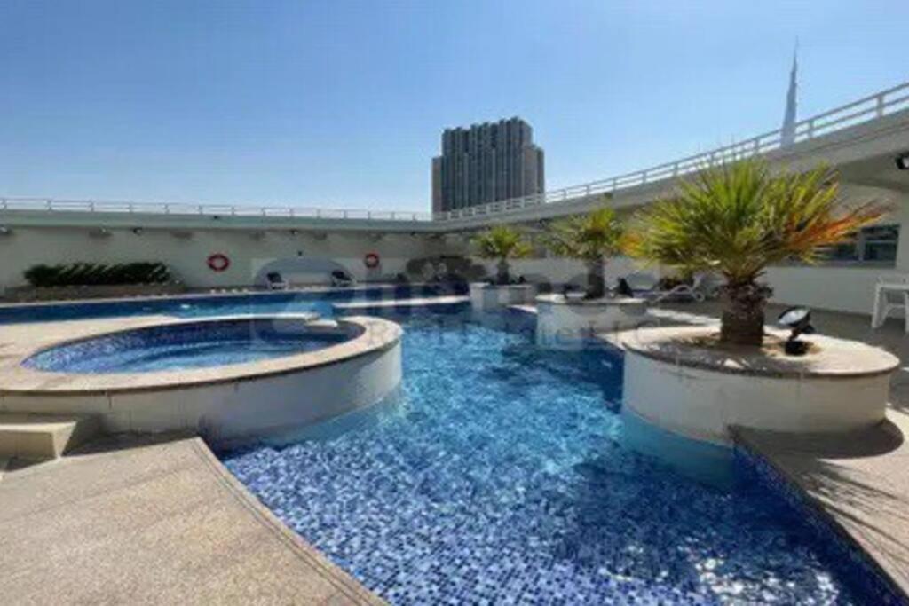 Chic 3 Bedroom *