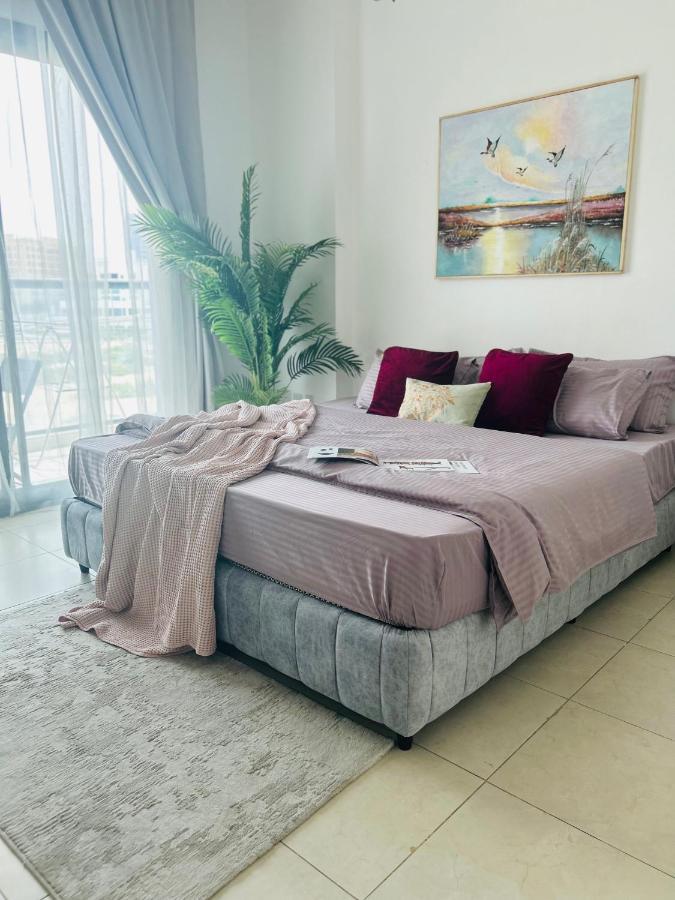 1-bedroom Unit With Pool In Land Complex Al Ain Road Apartamento *