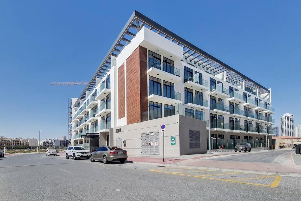 Сasa de vacaciones Stylish Brand New In Pantheon Elysee 2 In The Heart Of Jvc *