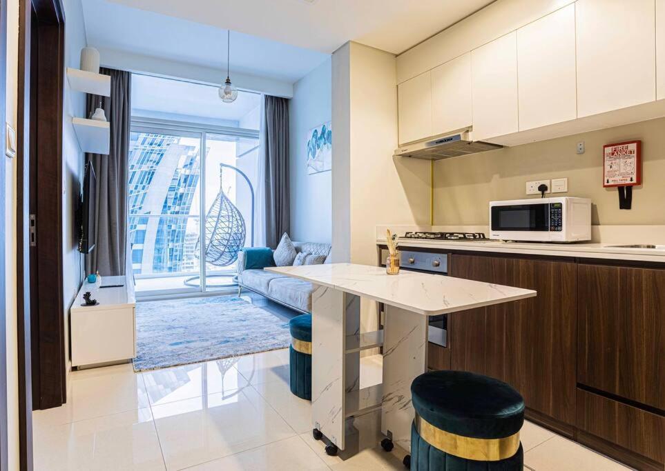 Lejlighed Turquoise - Downtown 1 Bedroom Business Bay - Canal View Dubai