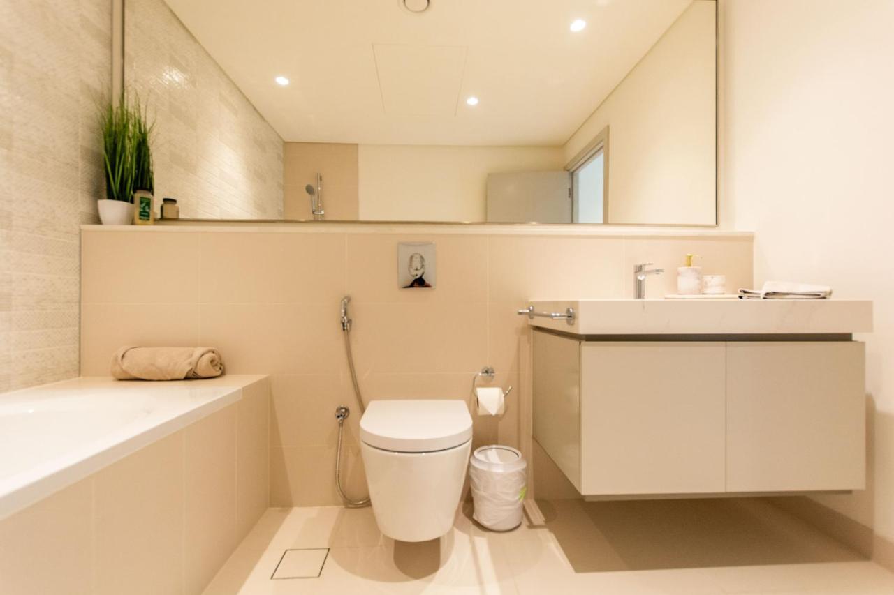 Vayk - Stunning Two Bedroom With Private Access * Dubái