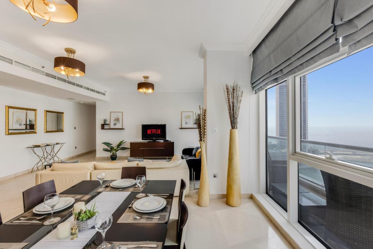 Vayk - Modern Four Bedroom With Sea View In Marina