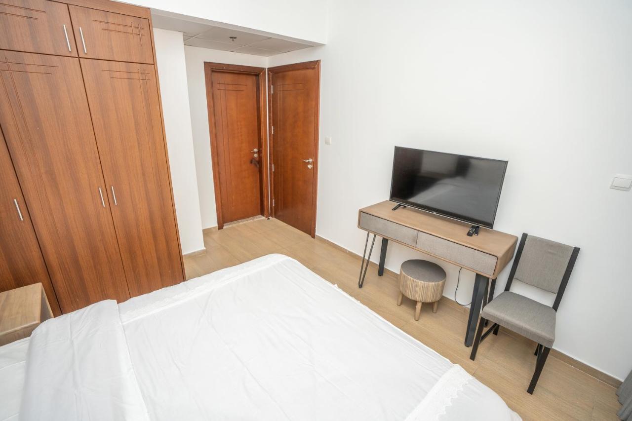 Lejlighed Residences At Elite Sports City Dubai