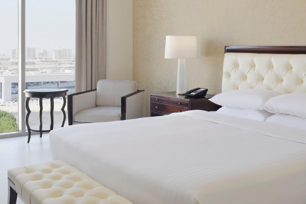 Hotel Delta By Marriott Investment Park Dubái