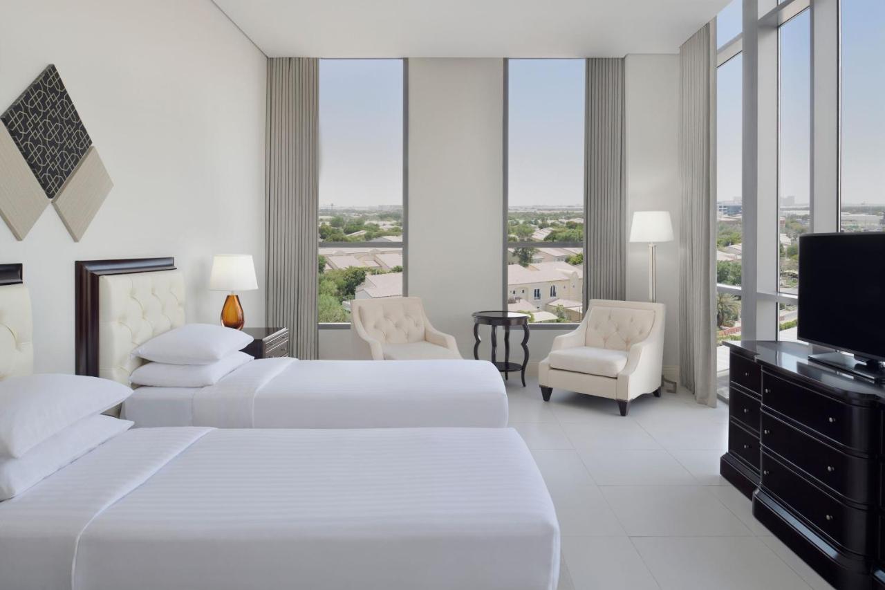 Delta By Marriott Investment Park Hotel Dubái