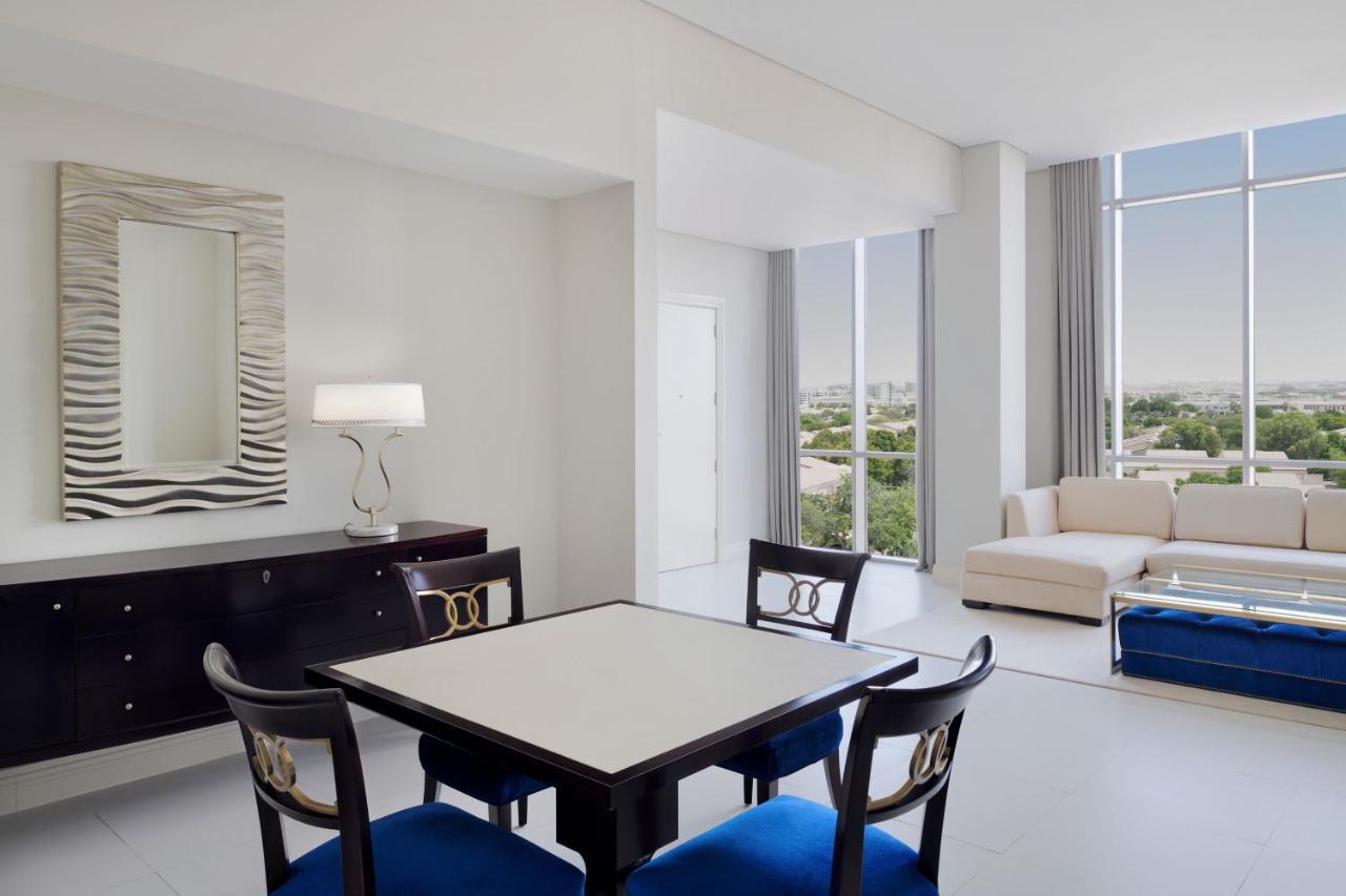 Delta By Marriott Investment Park 4* Dubái