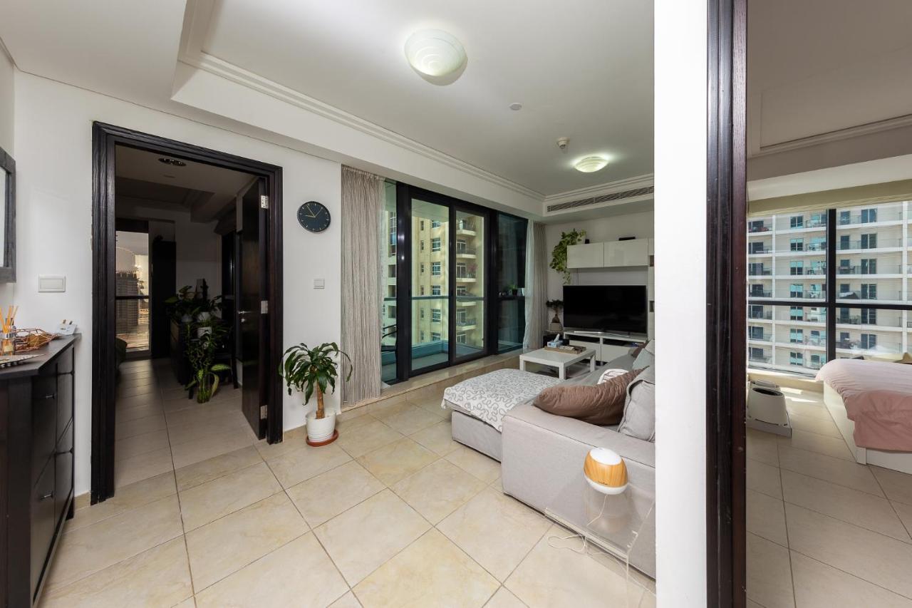 Full View - 2br Beautiful - Jlt *