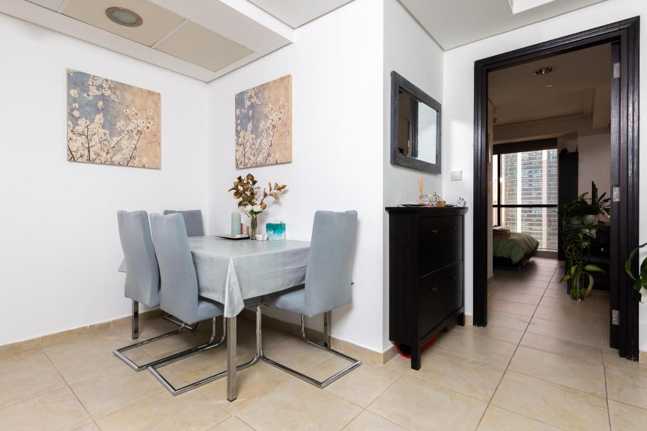 Full View - 2br Beautiful - Jlt *