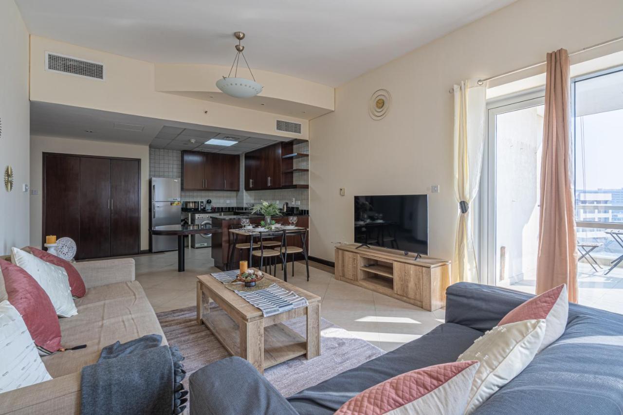 Higuests - Cheerful With Stunning Views In Port Saeed Dubaï
