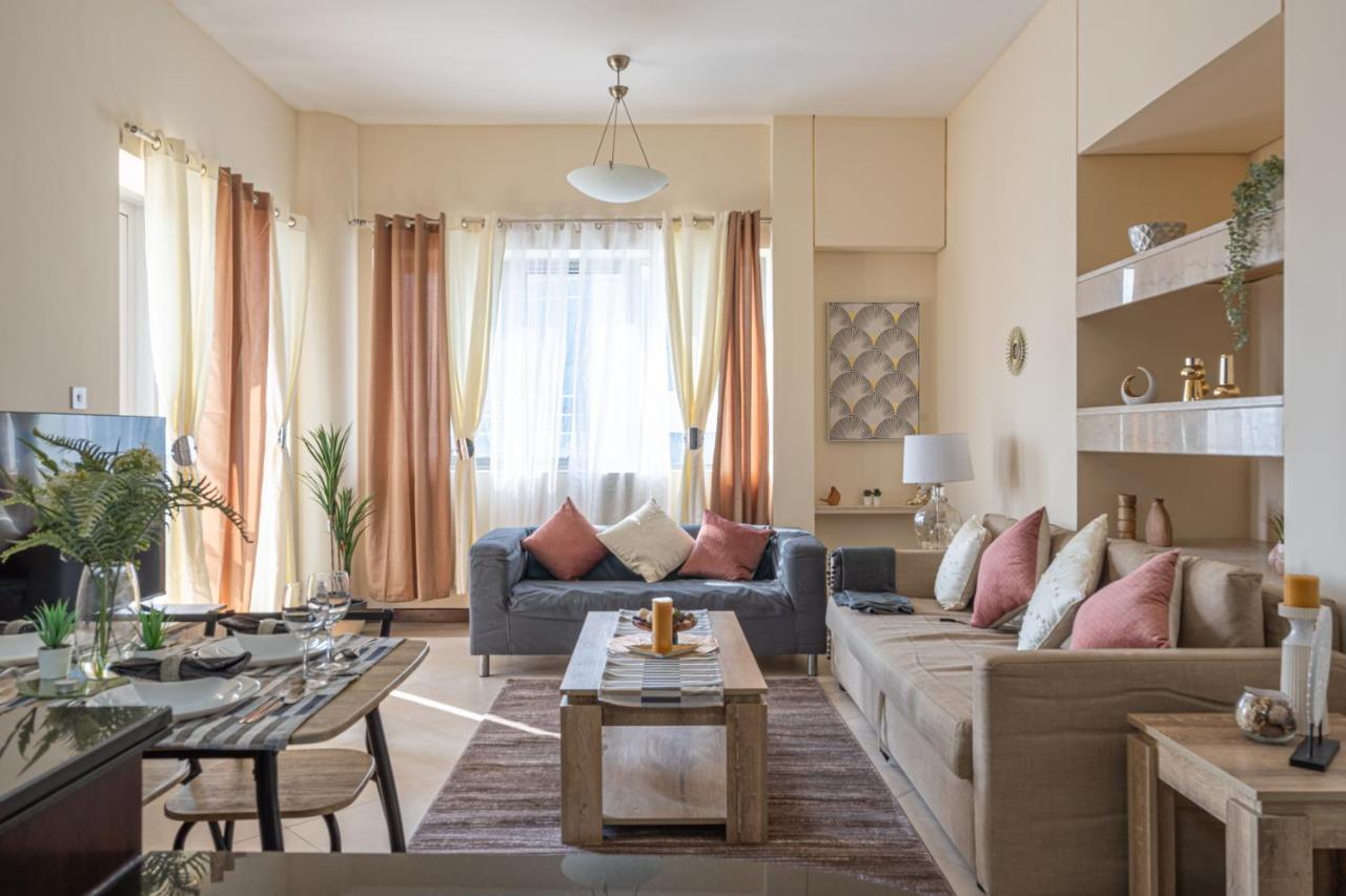 Higuests - Cheerful With Stunning Views In Port Saeed Appartement Dubaï