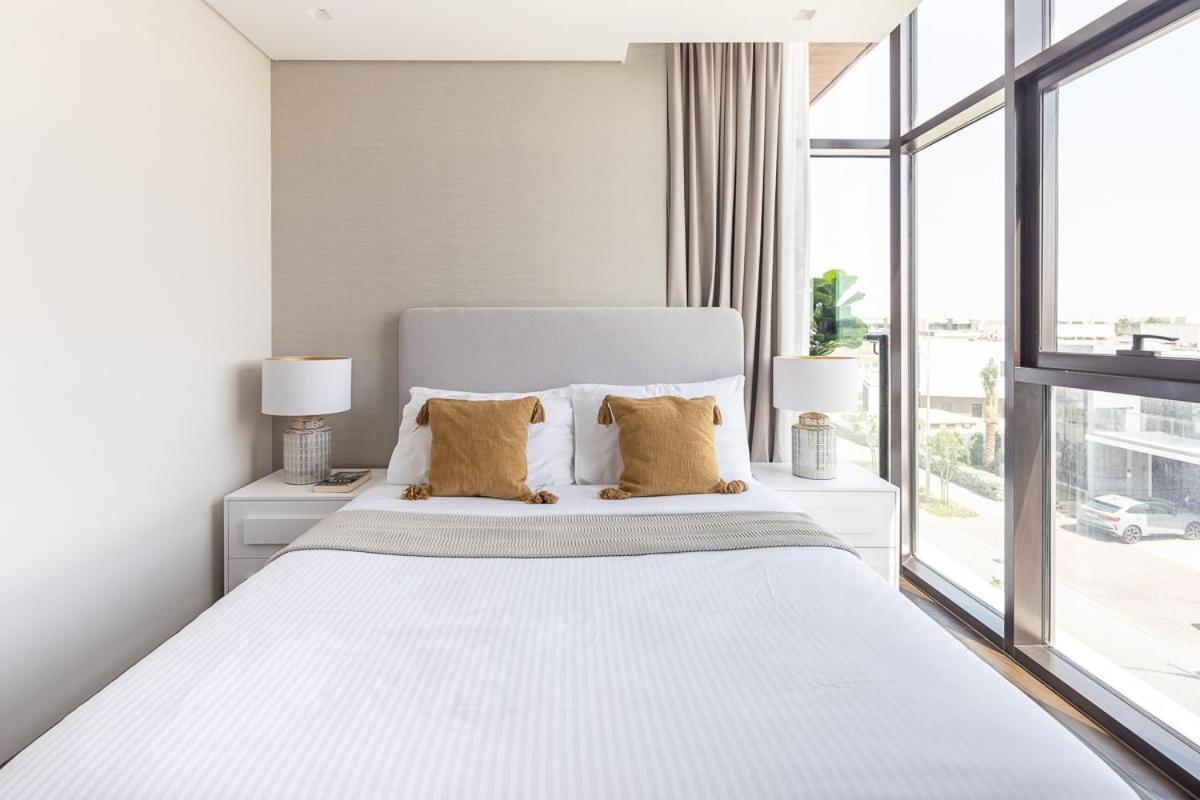 Frank Porter - Damac Hills Veneto Villas Villa *