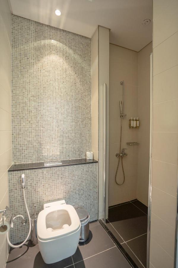 Nasma Luxury - Park Tower Dubai