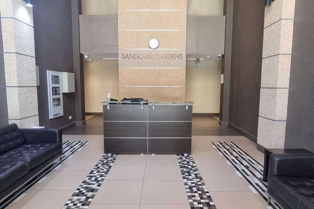 Appartement 2 Bedroom With Pool View Brand New *