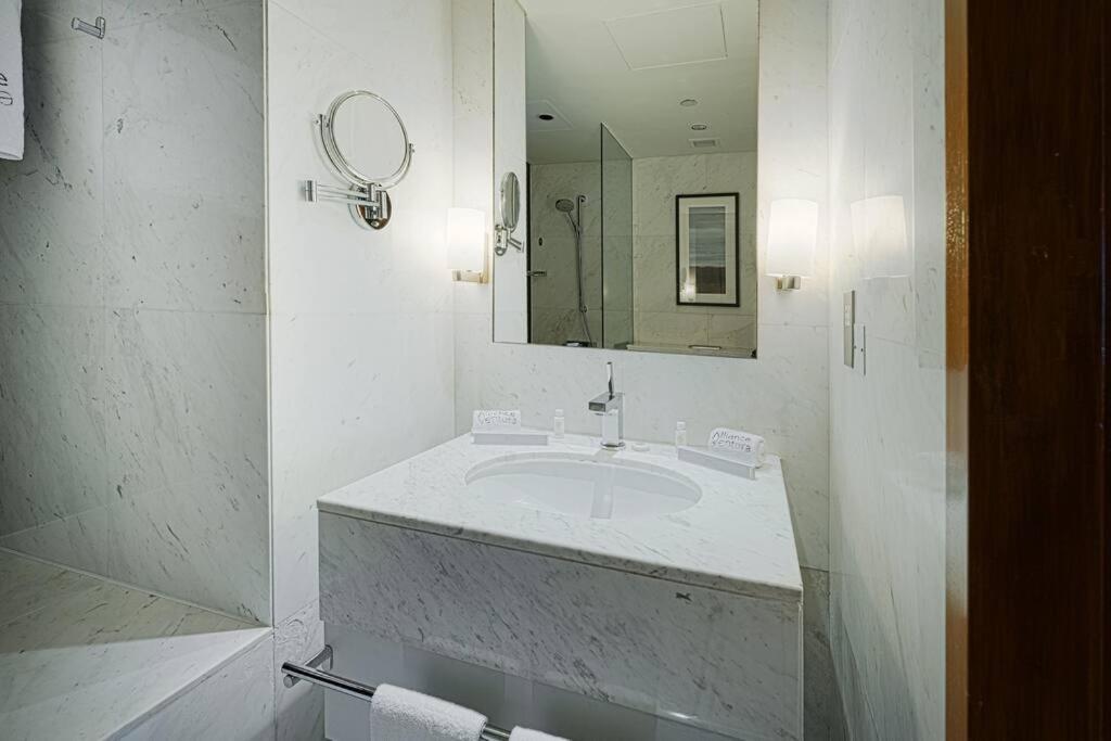 Appartement Opulent Studio At The Address Mall Dubaï
