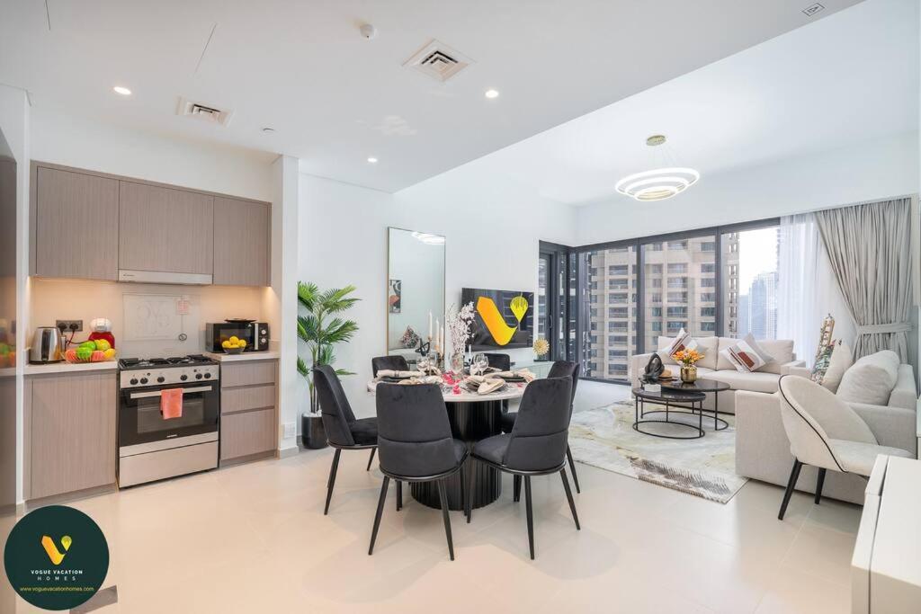 Vogue Downtown - Act 1 Act 2 Apartemen *