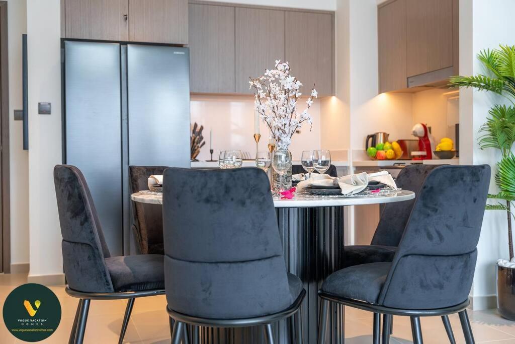 Apartemen Vogue Downtown - Act 1 Act 2 Dubai