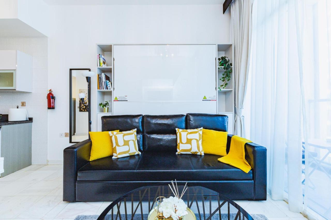 Waves Homes - Chic With Balcony Overlooking Views * Dubái