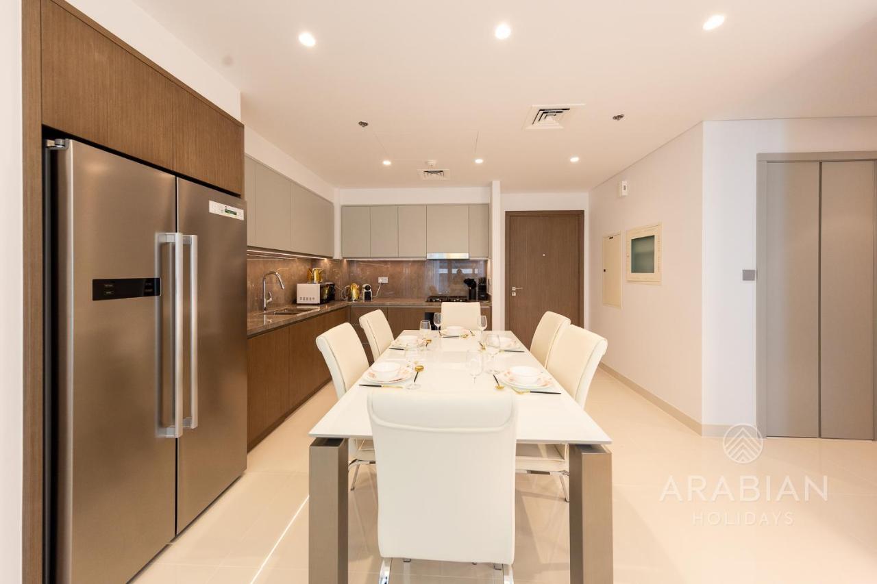 Brand New 2br With Palm Views And Private - High Floor Dubái