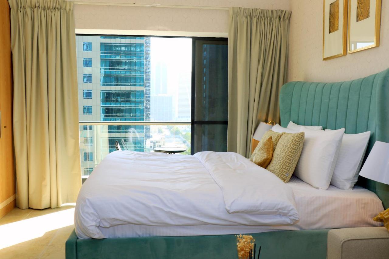 Cosmos Living Spacious With Balcony Gcv1 Apartment Dubai