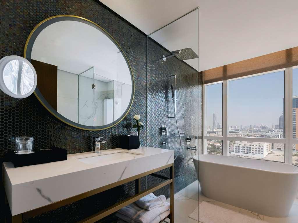 Moevenpick Jumeirah Village Triangle Dubái