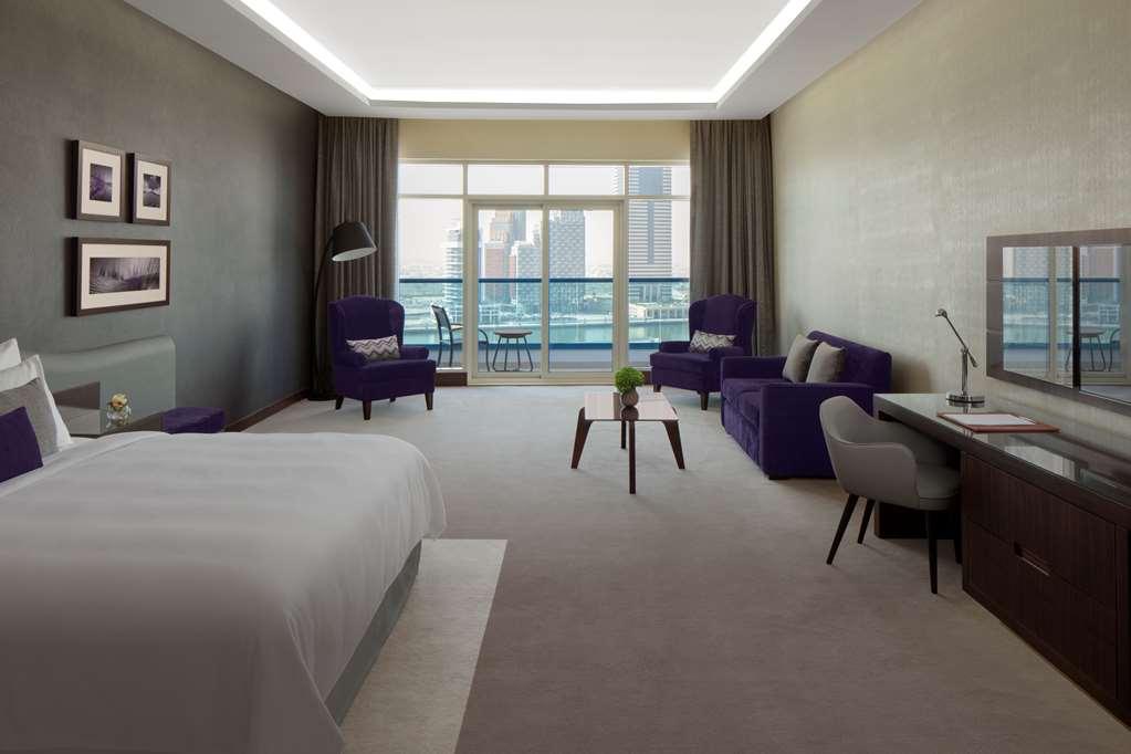 Radisson Blu Hotel. Waterfront Dubaï