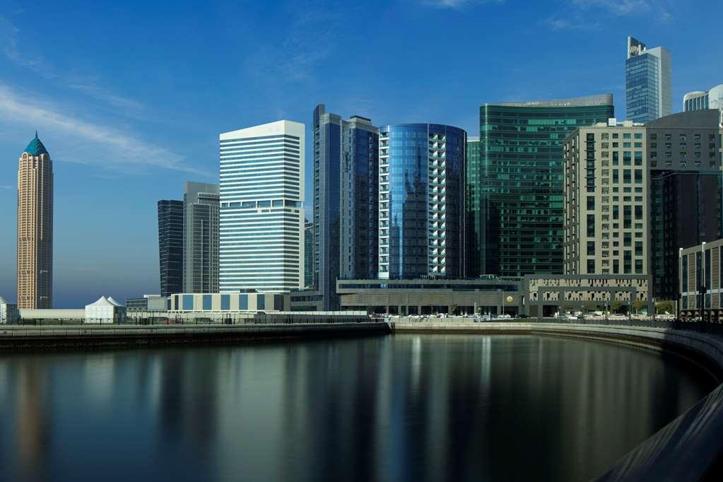 Hotel Radisson Blu Hotel. Waterfront Dubaï